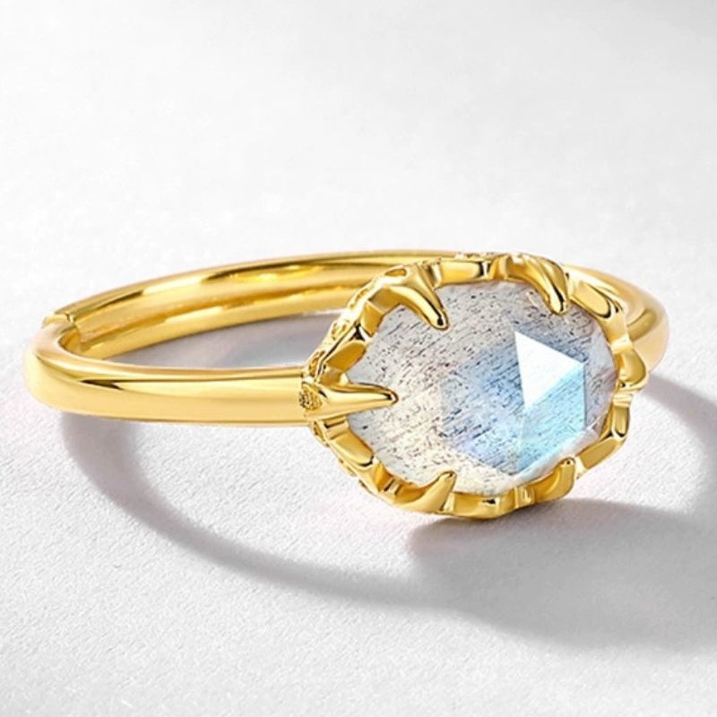 ラブラドライトのリング - すかし模様は職人の技が光る R385