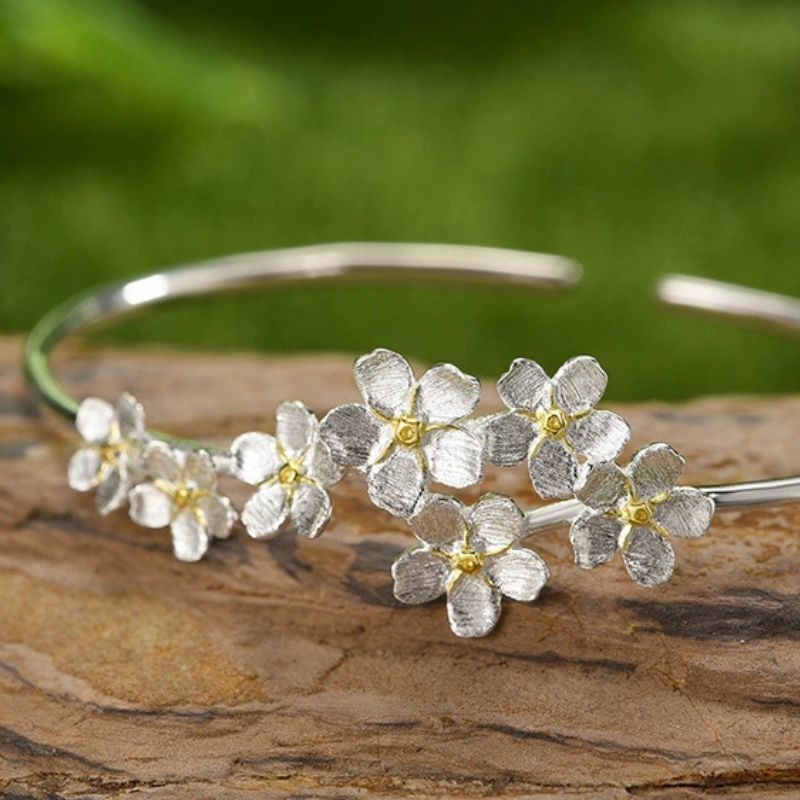 ワスレナグサのバングル - 大切な人への思いをいつも胸に刻む R416