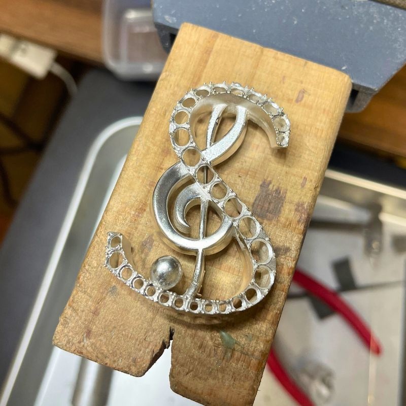 ロゴブローチ - お店のロゴをブローチにしてみませんか?