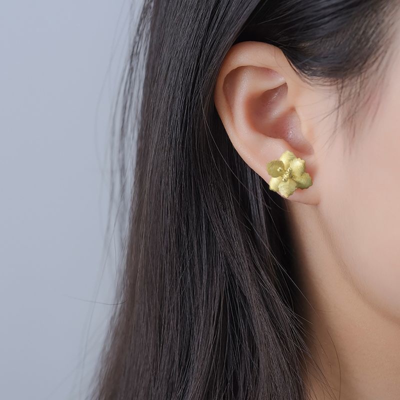 ハナカイドウのピアス - それぞれの色合いは異なる魅力 P198