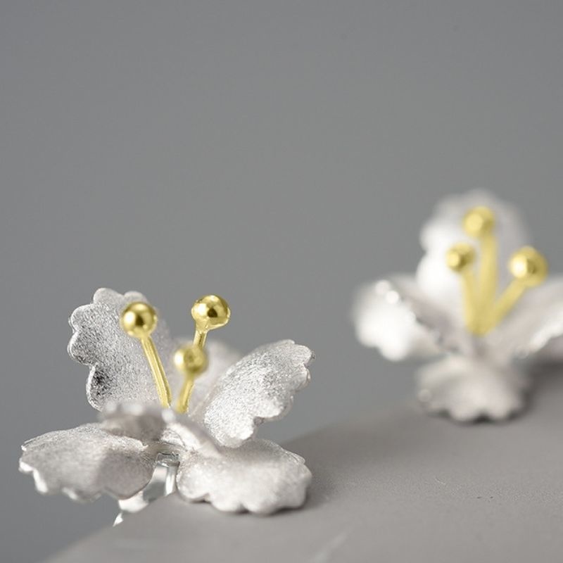 ハナカイドウのピアス - それぞれの色合いは異なる魅力 P198