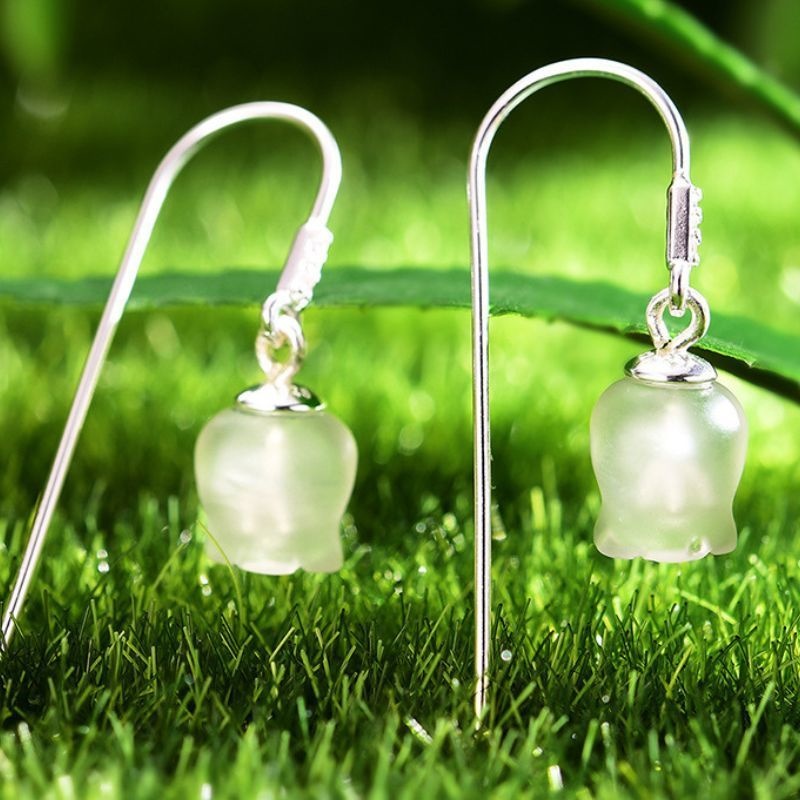 鈴蘭のピアス - 水晶を使用した繊細なデザイン P199