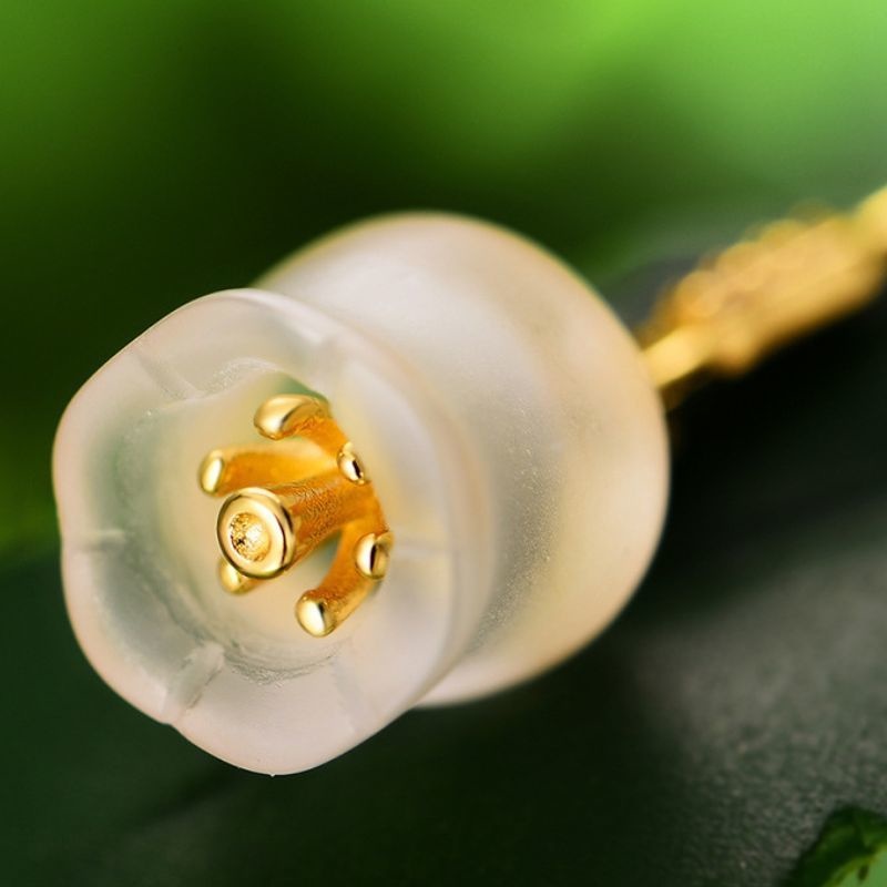 鈴蘭のピアス - 水晶を使用した繊細なデザイン P199