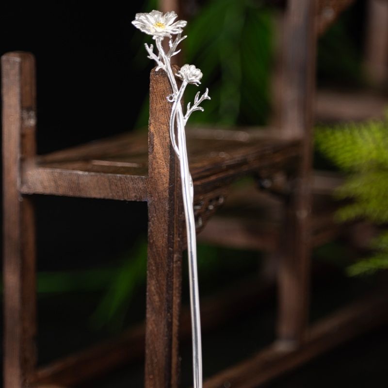 コスモスのかんざし - まるで本物の花が咲いている K185