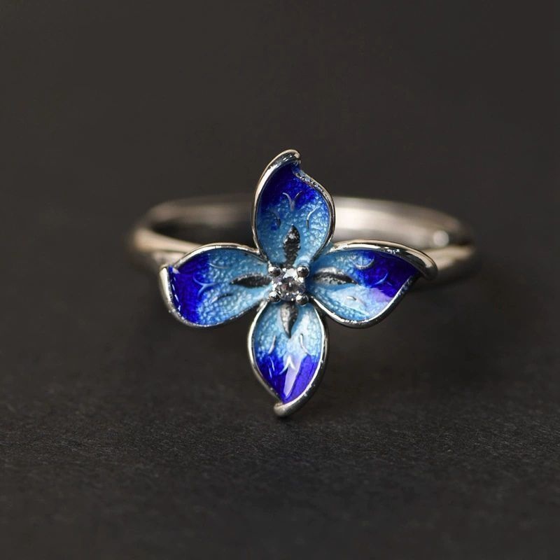 ヤマボウシのリング - 季節の移ろいを感じられる特別なアイテム R434