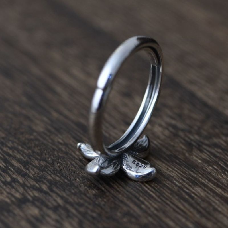 ヤマボウシのリング - 季節の移ろいを感じられる特別なアイテム R434