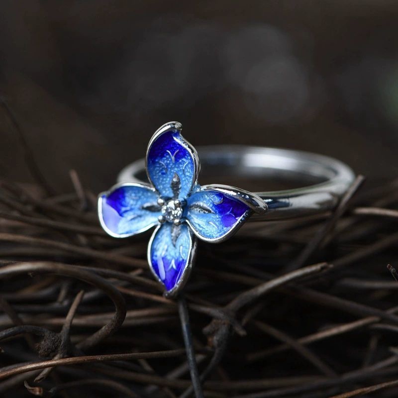 ヤマボウシのリング - 季節の移ろいを感じられる特別なアイテム R434