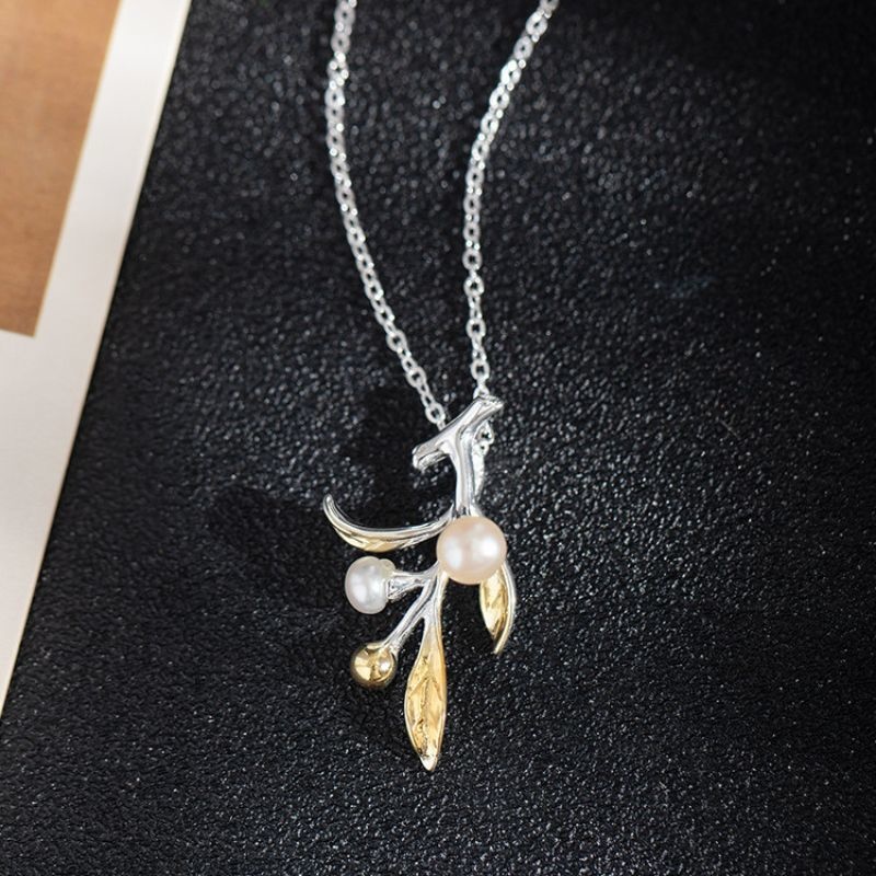 タマサンゴのペンダント - 自然の美しさをそのまま表現した N147