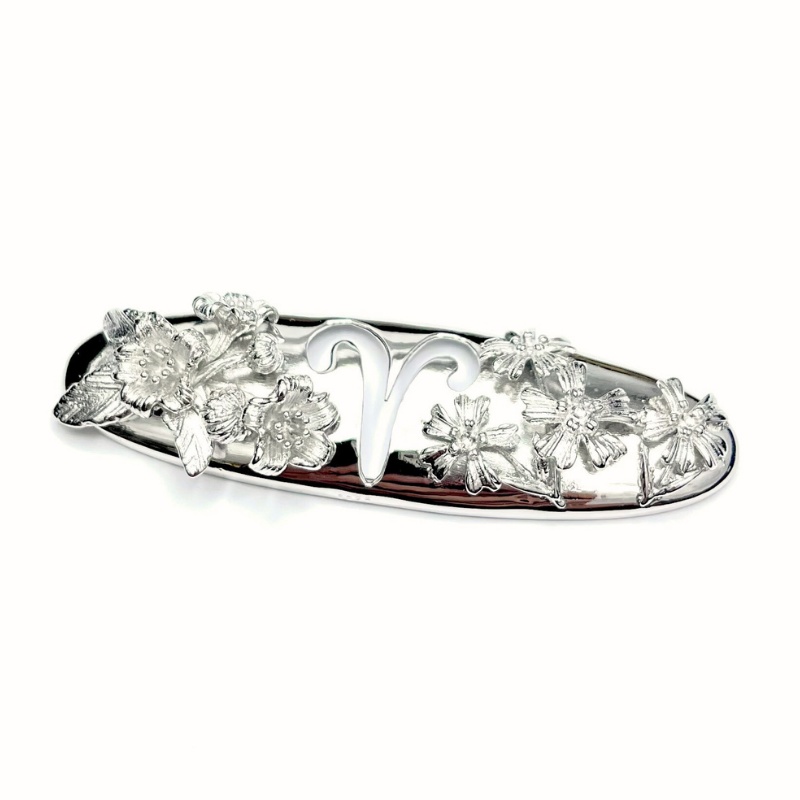 オーダーメイドバレッタ:愛と優しさが満ち溢れる特別な贈り物