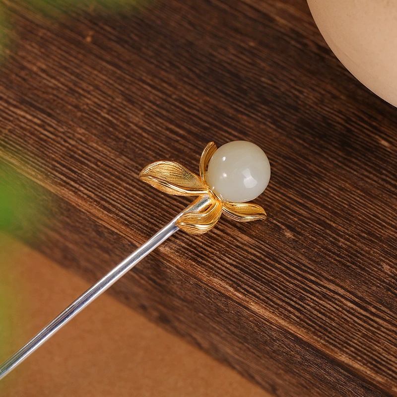 ハクモクレンのかんざし - 風に揺れる花びらを見事に再現 K195