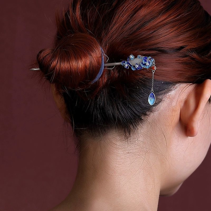 雲のかんざし - まるで雲の上を歩いているかのような気分 K197