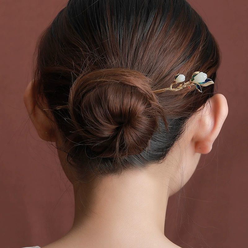 木蓮の花のかんざし&ブローチ - ネフライトが高級感を引き立る K200