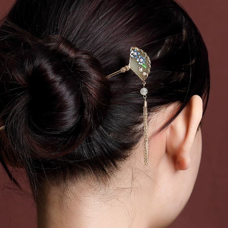 扇子の簪 - 光沢のある七宝焼きの色合いが上品さを際立たせ K201