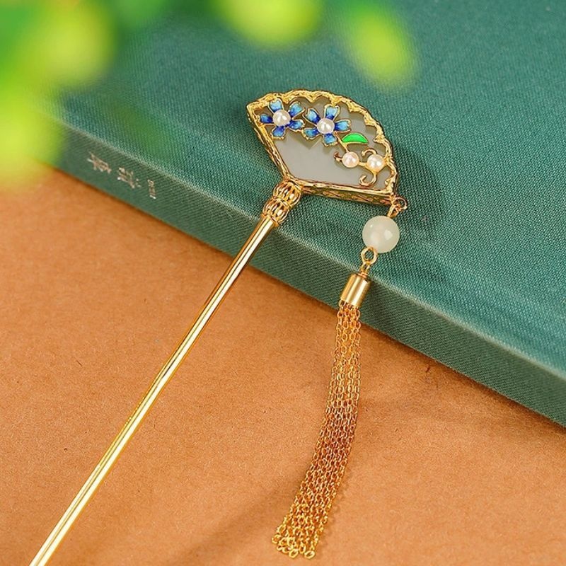 扇子の簪 - 光沢のある七宝焼きの色合いが上品さを際立たせ K201