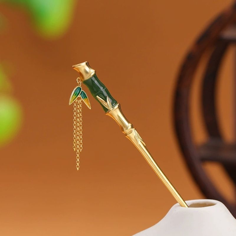 竹のかんざし - 自然の美しさを感じさせるヒスイを使用 K203