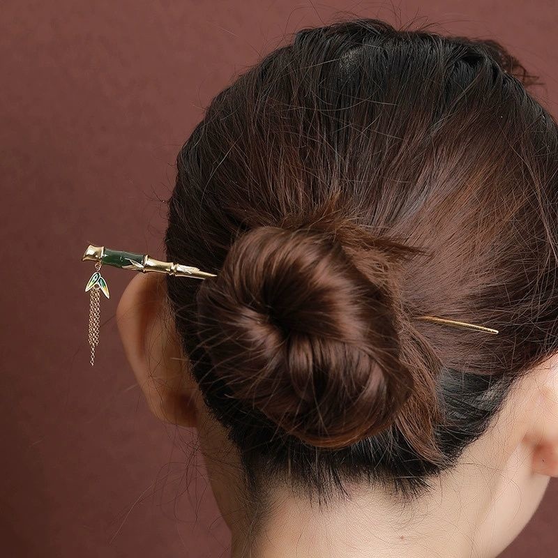 竹のかんざし - 自然の美しさを感じさせるヒスイを使用 K203