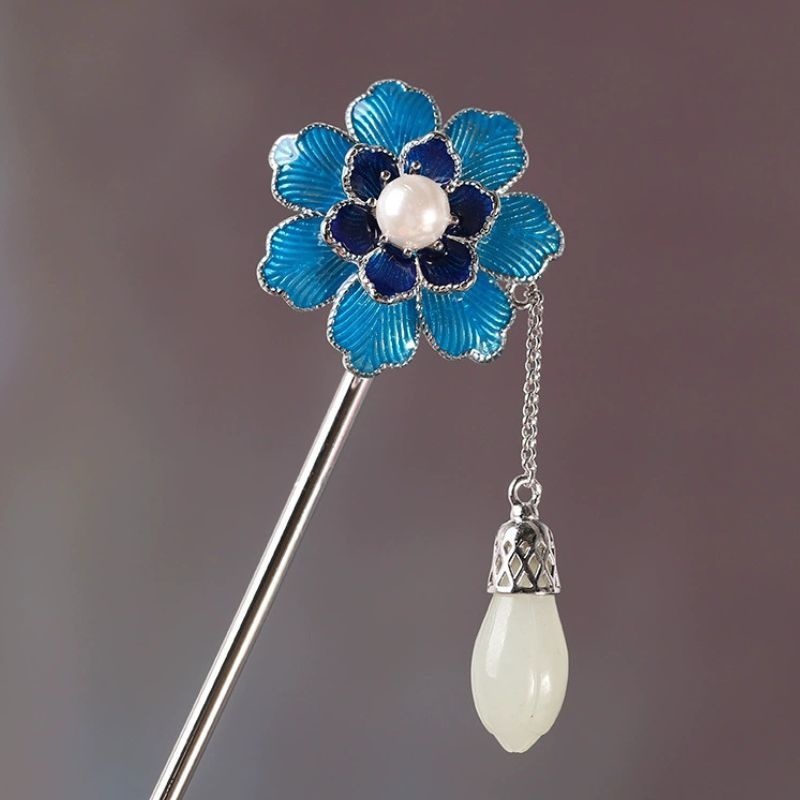 コスモスのかんざし - 古典的な美しさと現代的なエレガンスが見事に融合 K205