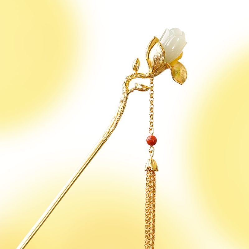 木蓮の花のかんざし - 伝統とモダンが融合した独特のスタイル K208