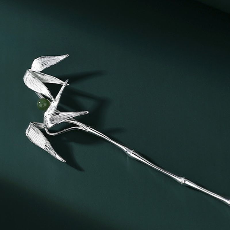 竹のかんざし - 自然の息吹を感じさせる一品 K210