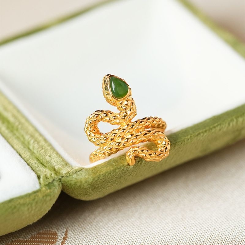 蛇のリング - 持ち主の個性とスタイルを引き立てる R447