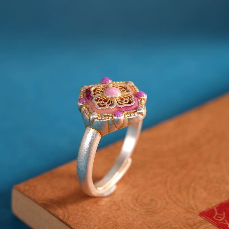 透かしリング - 時代を超えた美しさを感じさせる R450