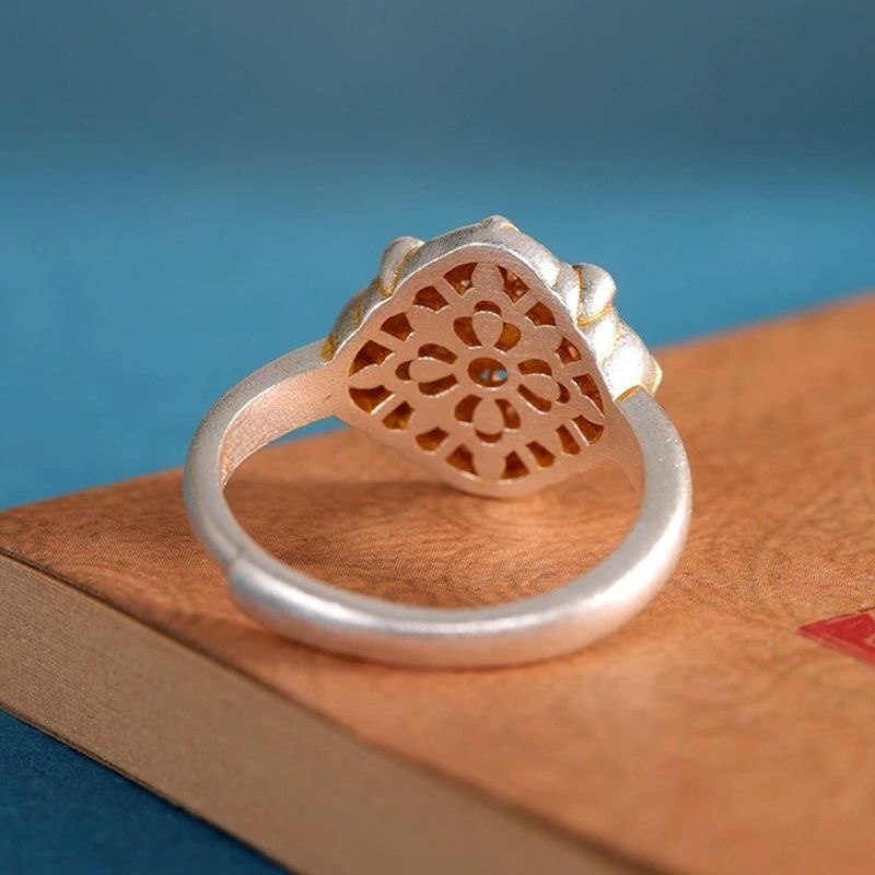 透かしリング - 時代を超えた美しさを感じさせる R450