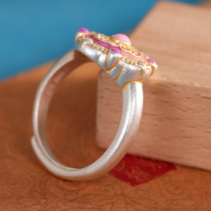 透かしリング - 時代を超えた美しさを感じさせる R450