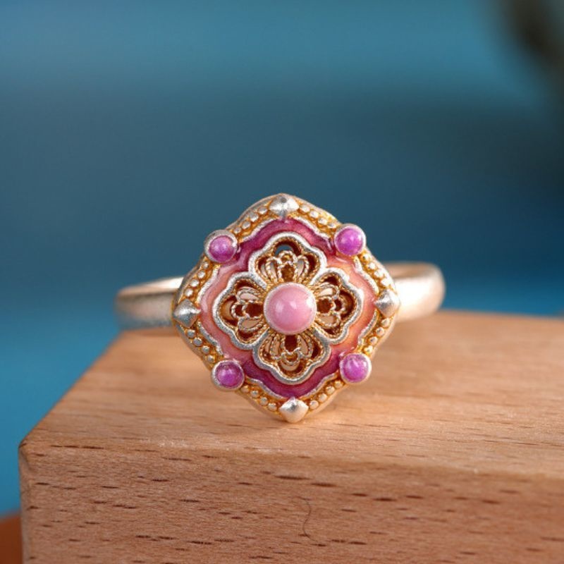 透かしリング - 時代を超えた美しさを感じさせる R450