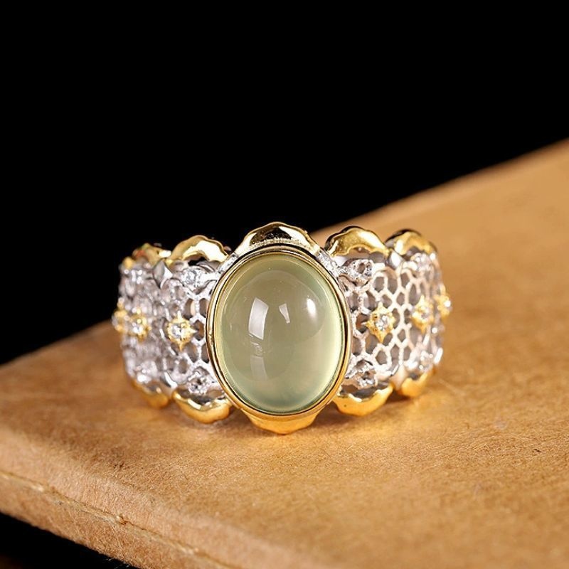 レースリング - マスカットのような爽やかで淡い緑色が特徴のプレナイト R454