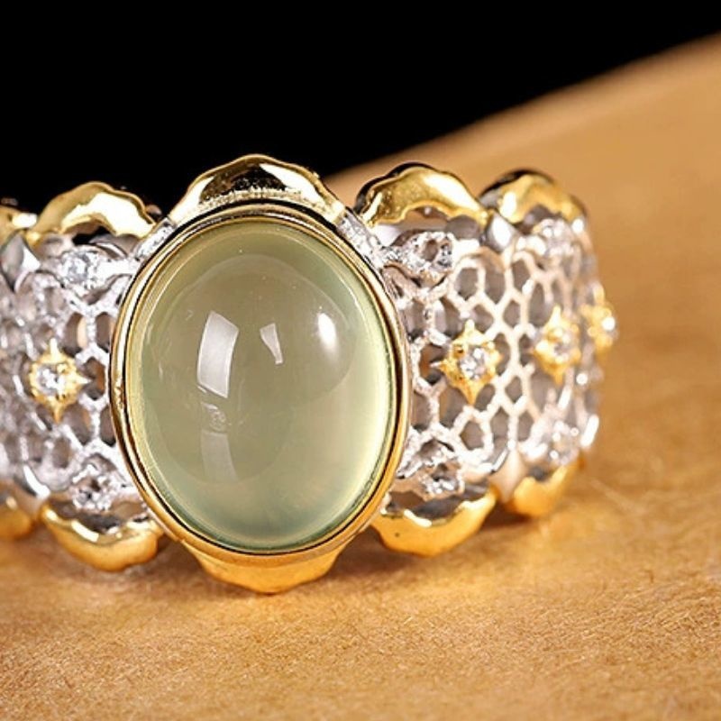 レースリング - マスカットのような爽やかで淡い緑色が特徴のプレナイト R454