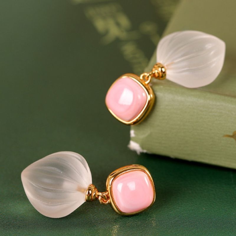 コンクパールのピアス - 繊細でありながらも存在感がある P205