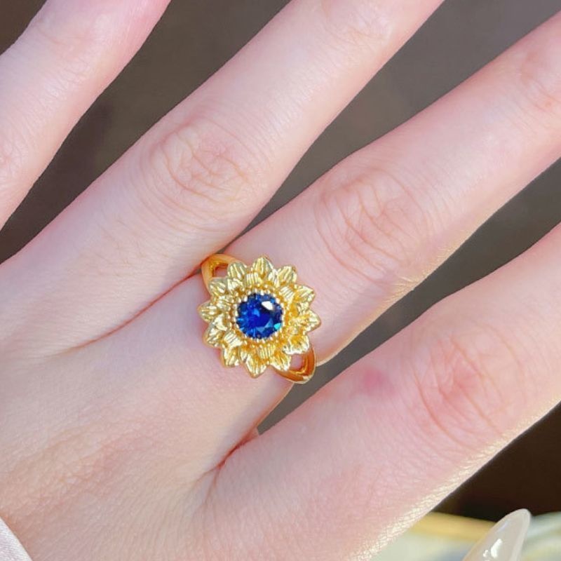 ひまわりのリング- まるで本物のひまわりが指先に咲いている R465