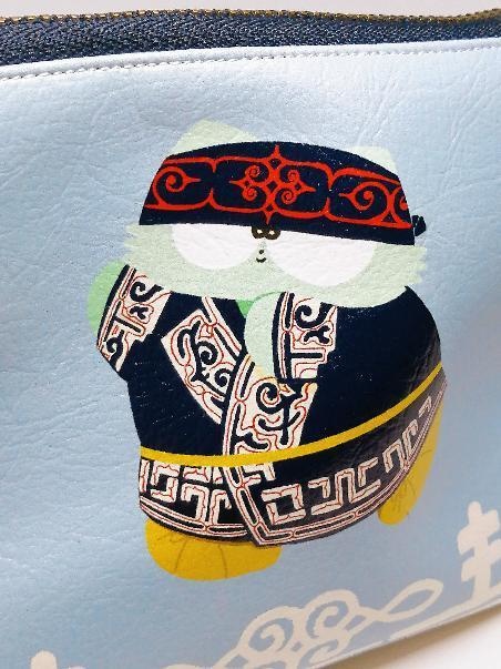 ゴールデンカムイ 門倉 キラウシ 三角ポーチ