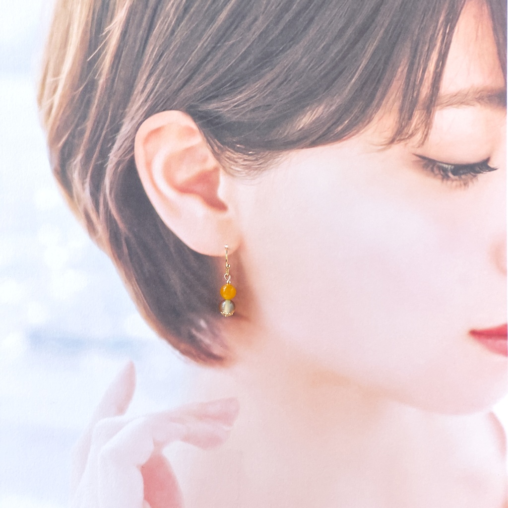 No.008 孔雀瑪瑙とカルセドニーのちいさなピアス