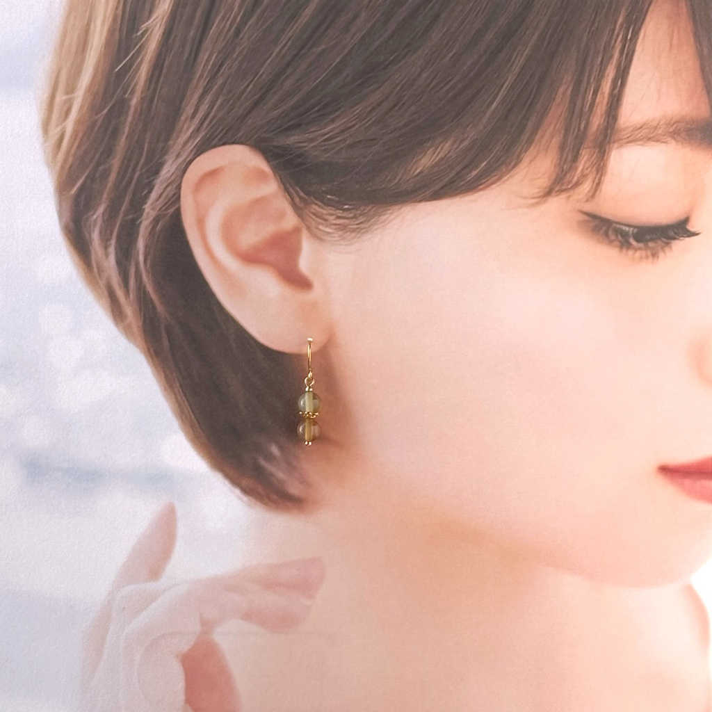 No.169 天然石 アシンメトリで小ぶりなピアス ウォームカラー