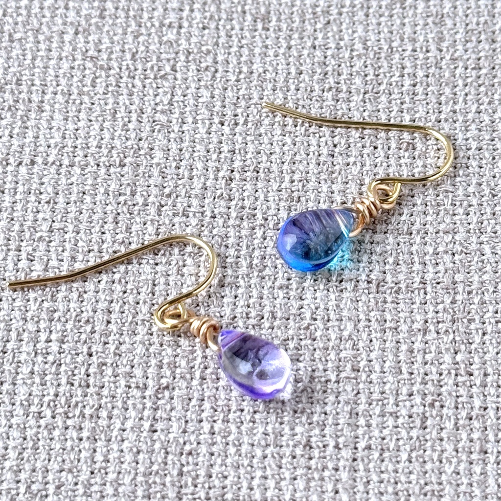 No.123 チェコビーズ 一粒ドロップピアス  シアンブルー×ピンク