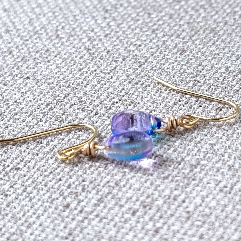 No.123 チェコビーズ 一粒ドロップピアス  シアンブルー×ピンク