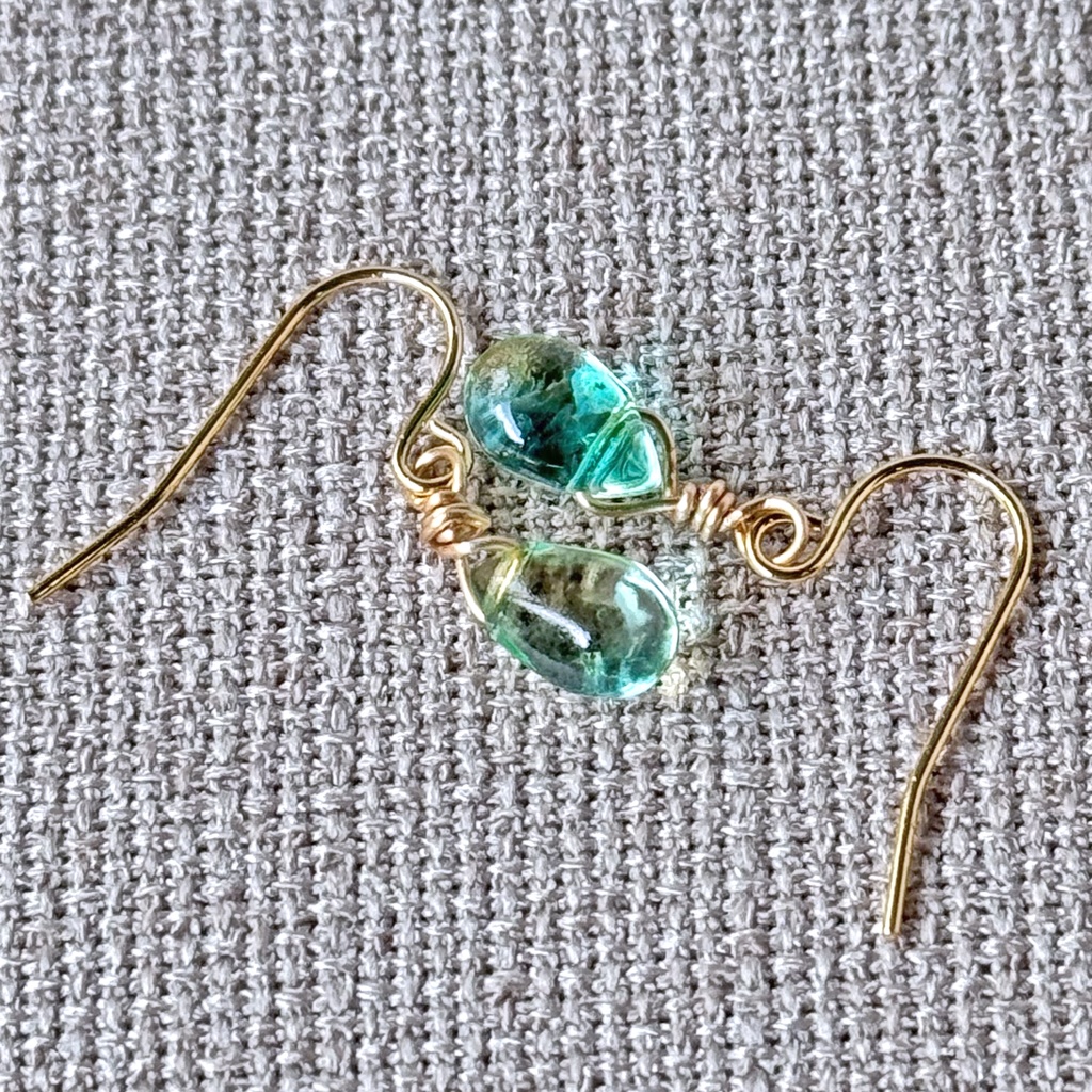 No.128 チェコビーズ 一粒ドロップピアス サワーグリーン×イエロー