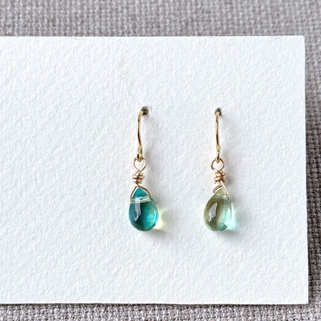 No.128 チェコビーズ 一粒ドロップピアス サワーグリーン×イエロー