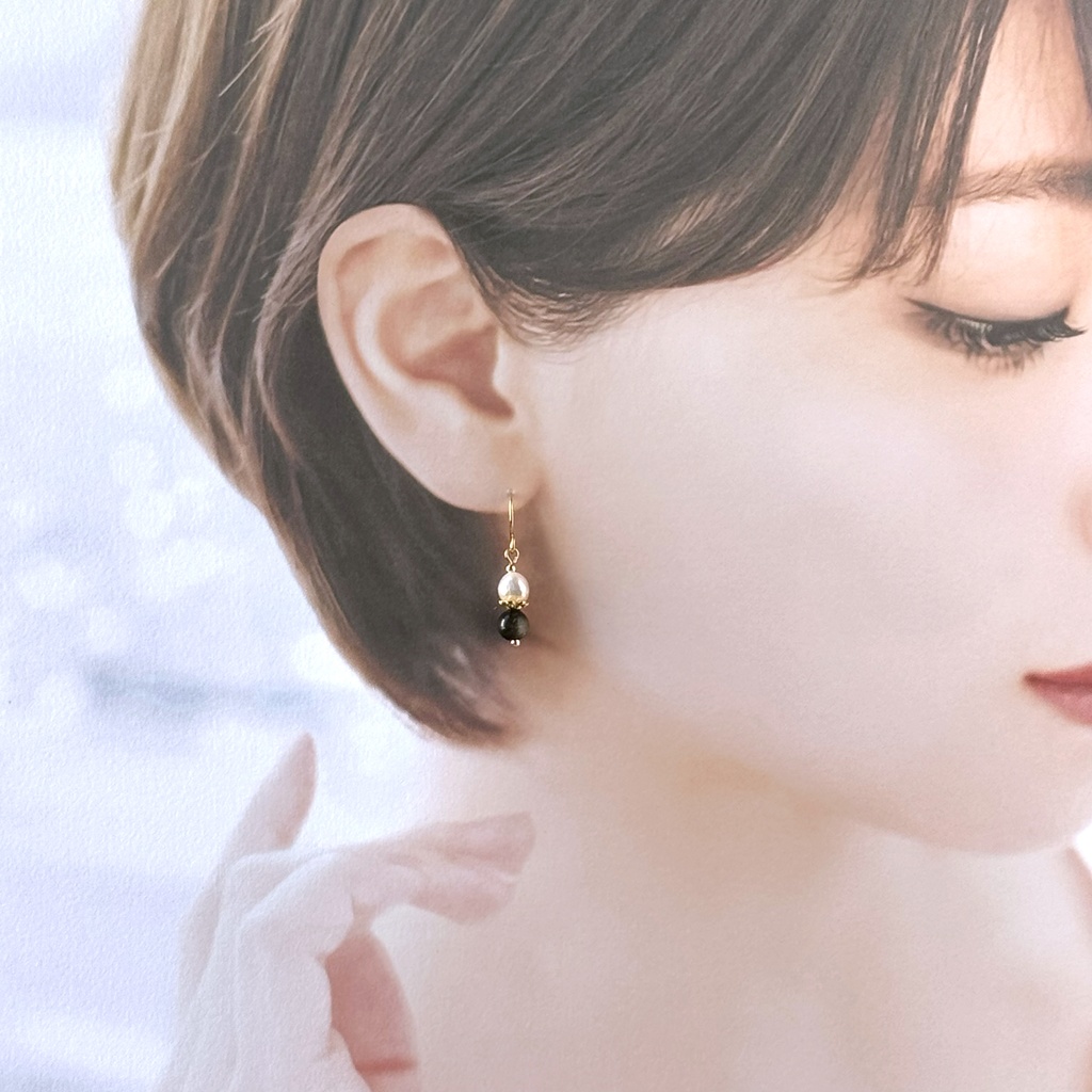 No.115  淡水真珠と天然石のシンプルピアス ブラック ゴールデンオブシディアン