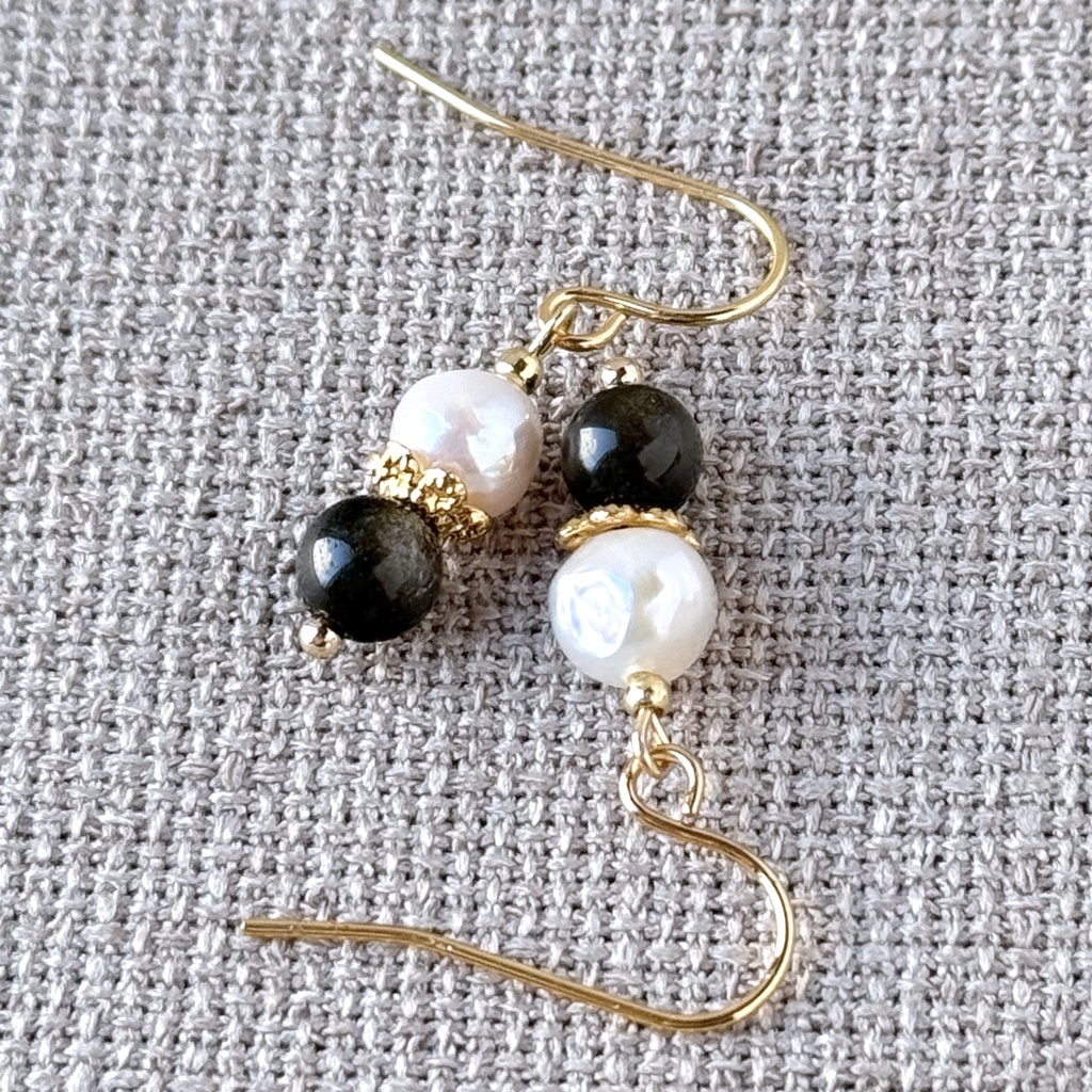 No.115  淡水真珠と天然石のシンプルピアス ブラック ゴールデンオブシディアン