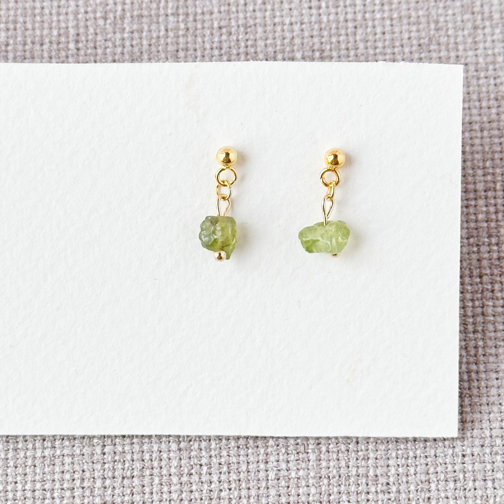 No.221 ペリドット さざれ石の一粒ピアス
