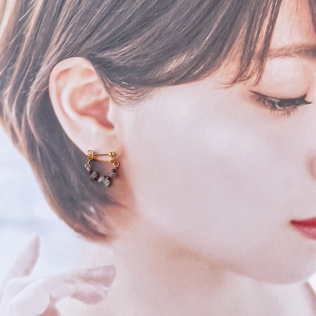 No.218 さざれ石のフープピアス ラブラドライト ガーネット