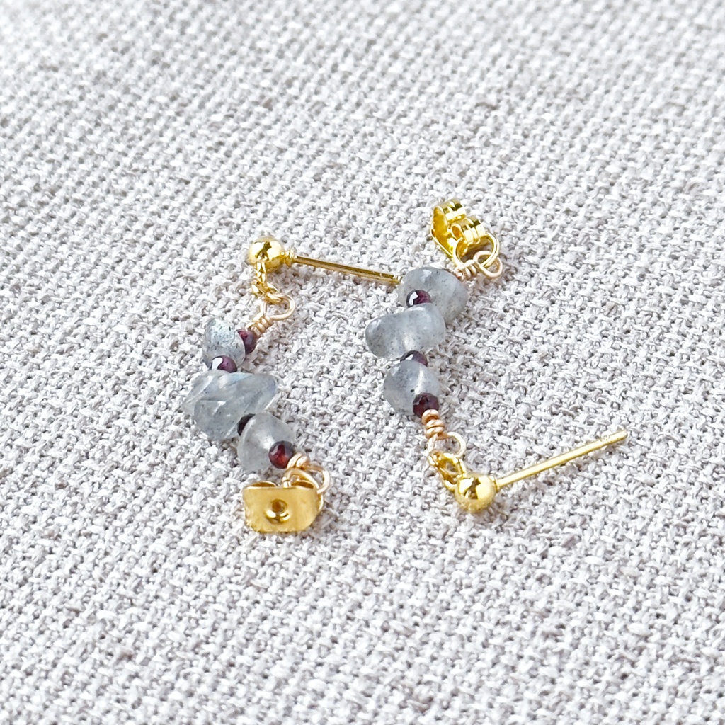 No.218 さざれ石のフープピアス ラブラドライト ガーネット