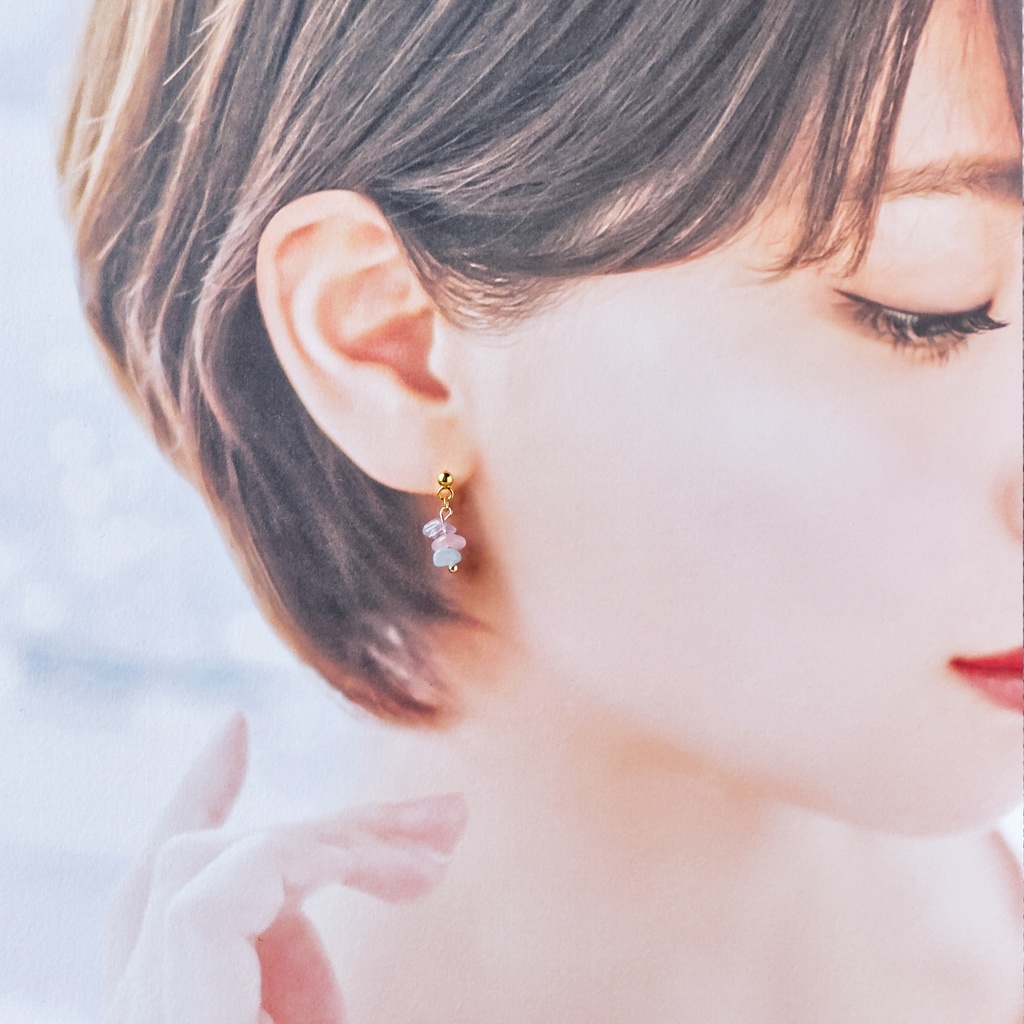 No.213 小粒 天然石の小ぶりなピアス ミニョンペール