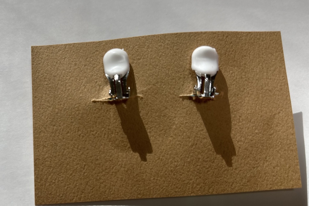 宝石ノ耳飾(イヤリング)〜月白