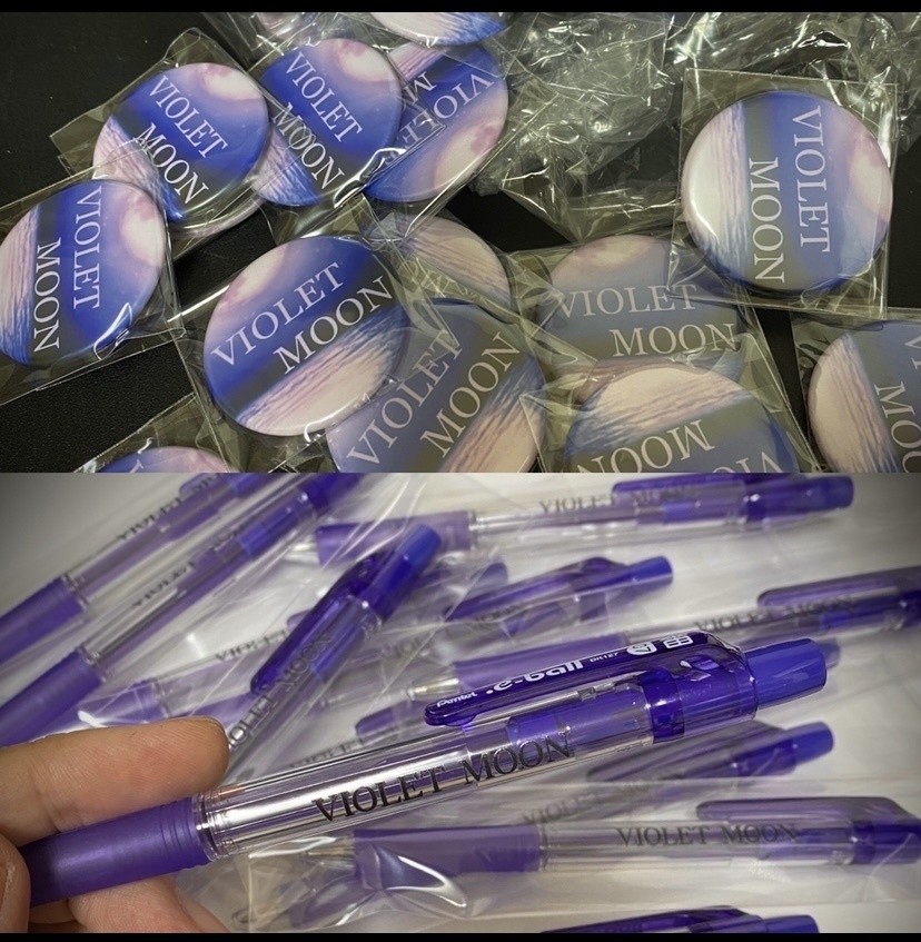 値下げ VIOLET MOON ポストカード ボールペン 缶バッジ セット