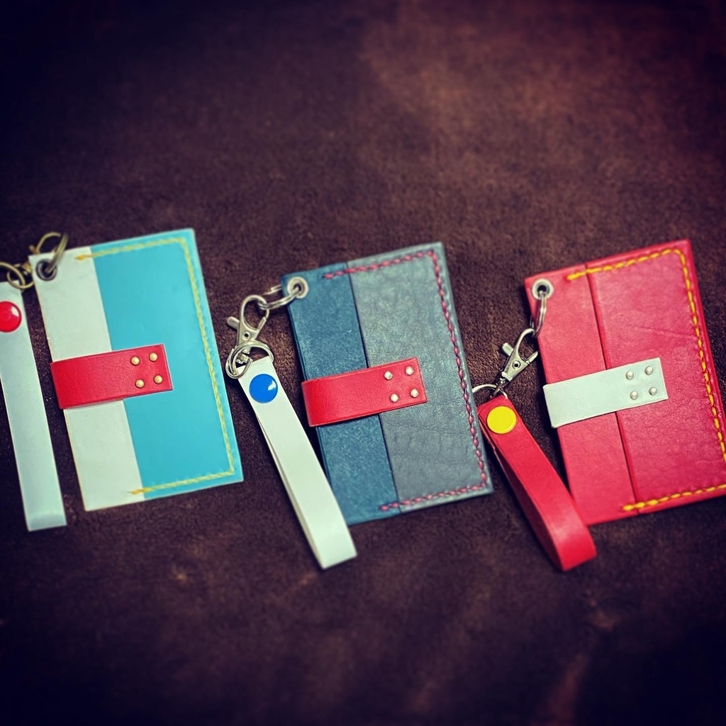 牛本革 パスケース RX-77