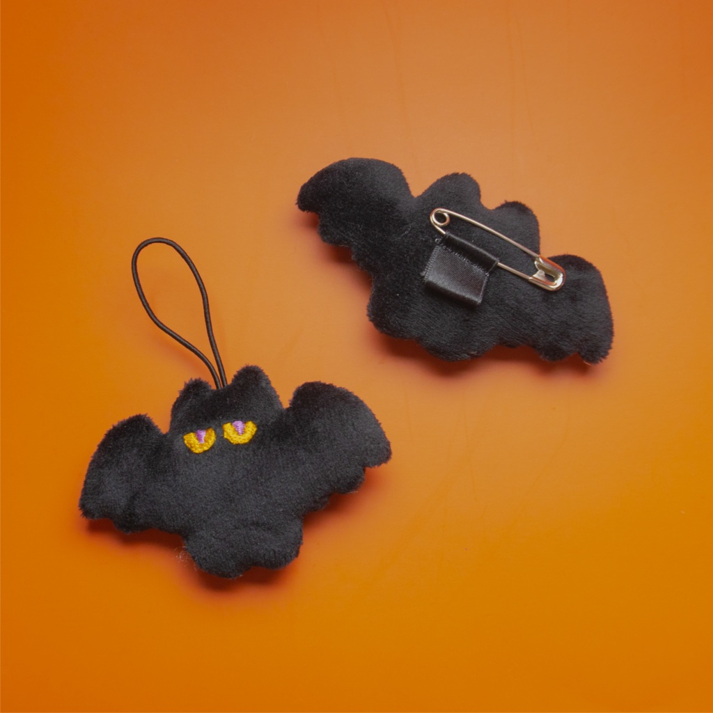 コウモリキーホルダー・バッジ
