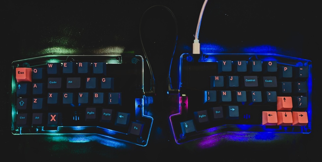 Ergomixsta-S52 【自作キーボードキット】